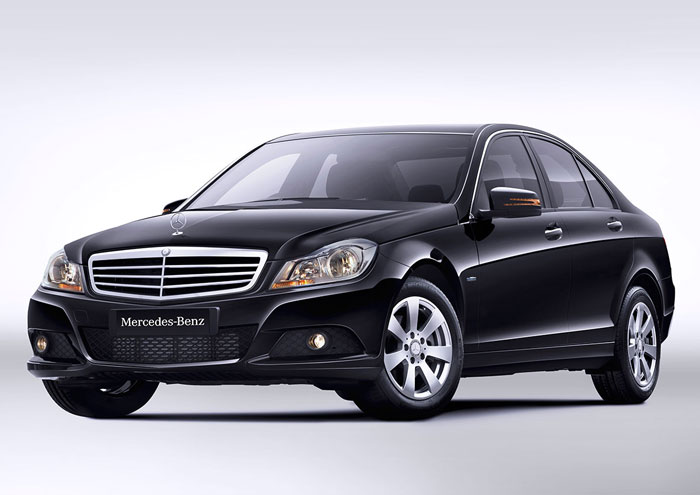 Mercedes-C-Class-009