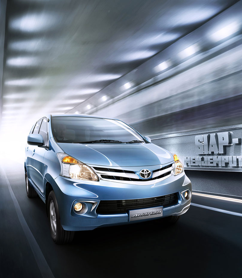 Toyota-Avanza-2011_001