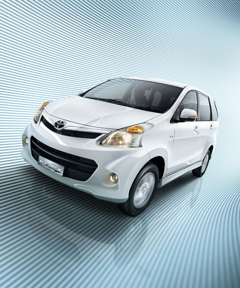 Toyota-Avanza-Veloz-2011_001